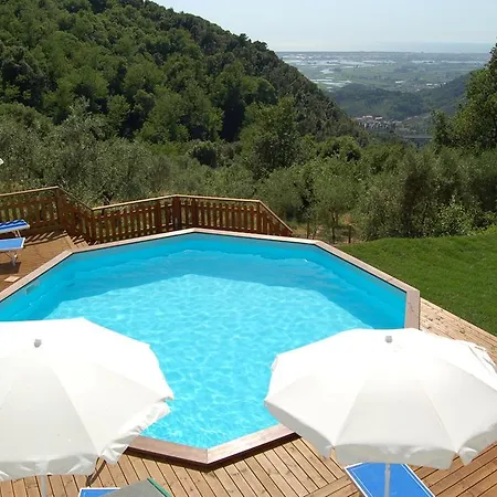 Borgo Bucatra Buonvento Casa vacanze Chiatri